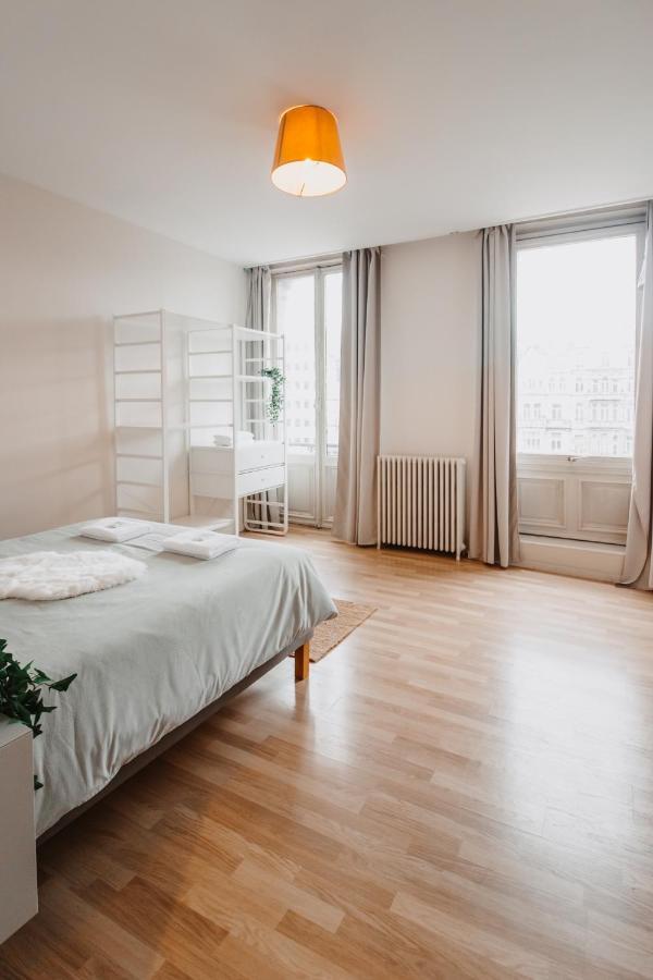 Central And Cozy In Brussels Exterior photo